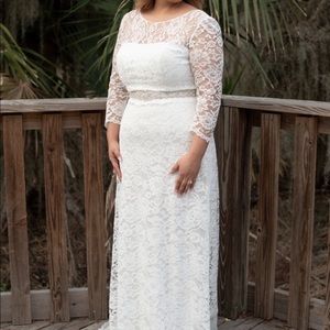 Lace wedding dress